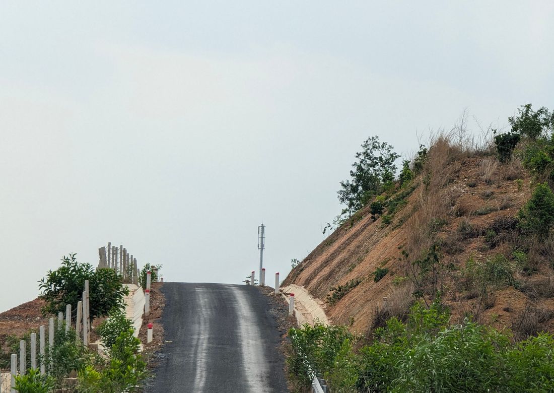 It&rsquo;s about 35 km from Cam Ranh to Nha Trang along the coast